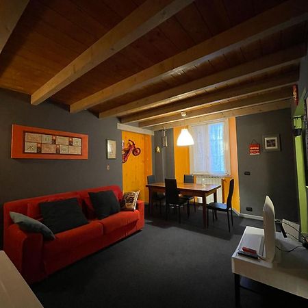 Апартаменты Rainbow House Интра Экстерьер фото